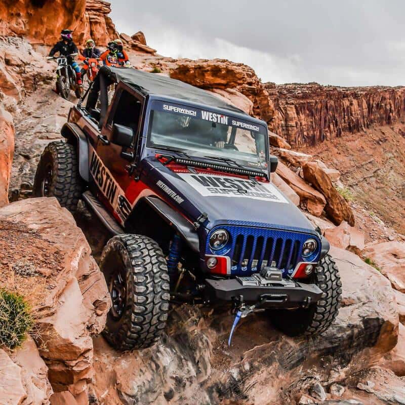 Superwinch — Superwinch 10000 LBS 12V DC 3/8in x 80ft Synthetic Rope SX 10000 Winch
Winch - view 29