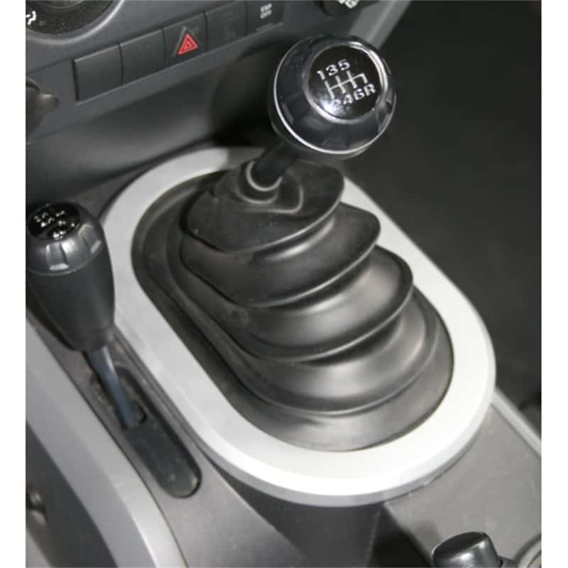 Rugged Ridge — Rugged Ridge 07-10 Jeep Wrangler JK w/ Manual Transmission Silver Shifter Bezel Trim
OFFROAD_INTERIOR
M/TShftBootRing - view 3