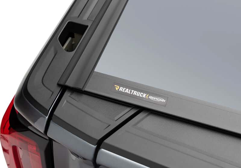 Undercover — UnderCover 19-20 Chevy/GMC Silverado/Sierra 69.6in Fusion Bed Cover - Havana - view 25