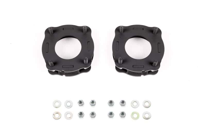 Fabtech — Fabtech 2022 Toyota Tundra 1.5in Leveling Kit - Front Spacers and Hardware
SuspFrontLvlKt - view 2