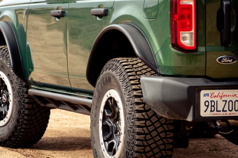 DV8 Offroad — DV8 Offroad 21-23 Ford Bronco Tube Fender Flares - view 8