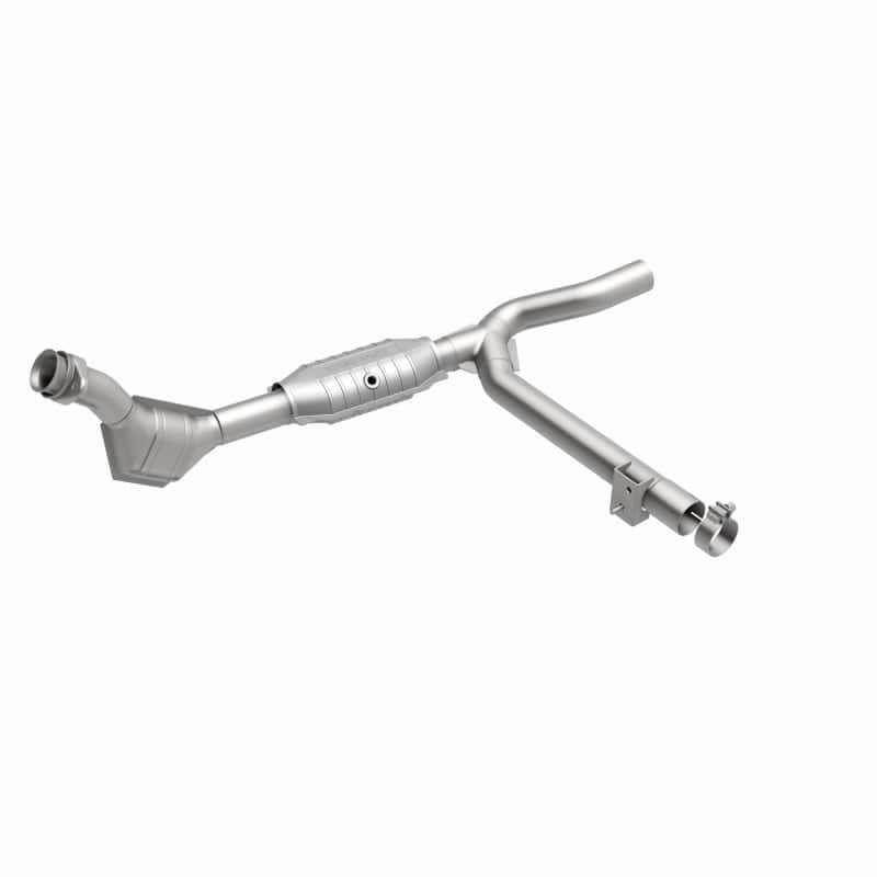Magnaflow — MagnaFlow Conv DF 99-00 Ford F-150 4.2L 50S
California - view 9