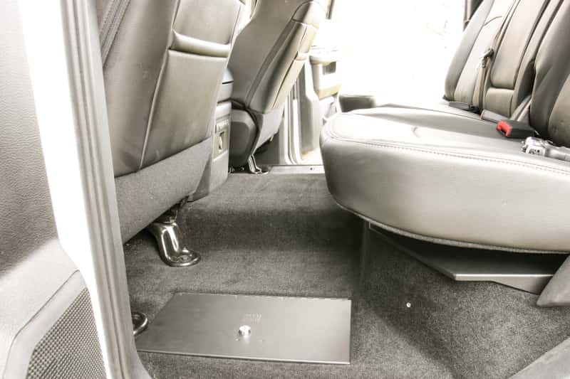 Tuffy Products — Tuffy Ram Trucks Crew Cab Infloor Lid W/ Keyed Lock
Locking Lid - view 3