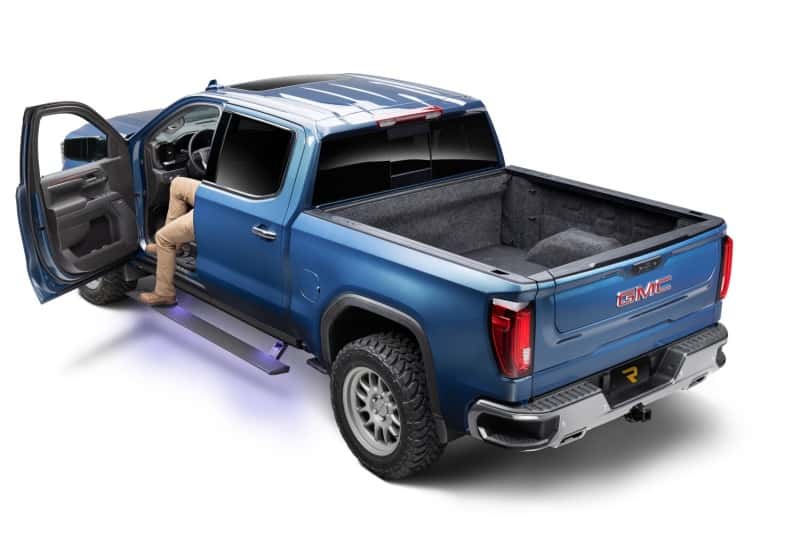 AMP Research — AMP Research 22-23 Chevy/GMC Silverado/Sierra 1500 & 2024 2500/3500HD Double/CC PowerStep Xtreme
Power Running Board
POWERSTEP XTREME - view 17