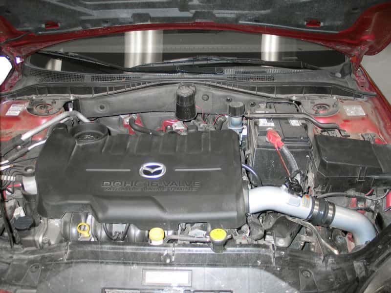 K&N Engineering — K&N Performance Intake Kit TYPHOON; MAZDA 6, L4-2.3L, 03-06; SILVER
Performance Air Inta
Air Intake System - view 3