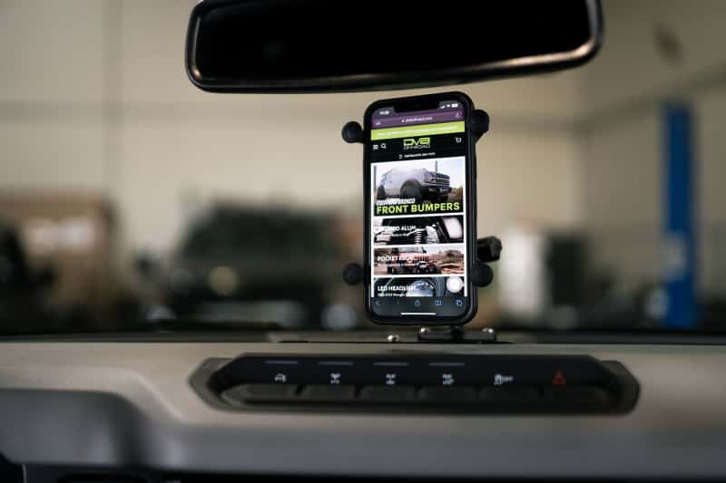DV8 Offroad — DV8 Offroad 21-23 Ford Bronco Digital Device Dash Mount - view 5