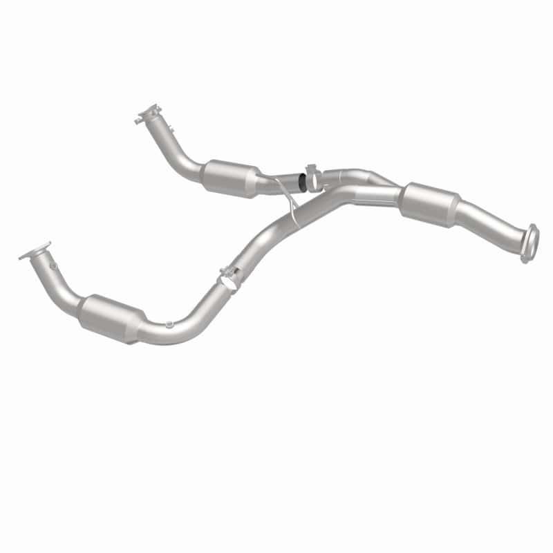Magnaflow — Magnaflow 12-14 Chevrolet Silverado 2500 HD 6.0L Direct Fit Converter
California - view 13