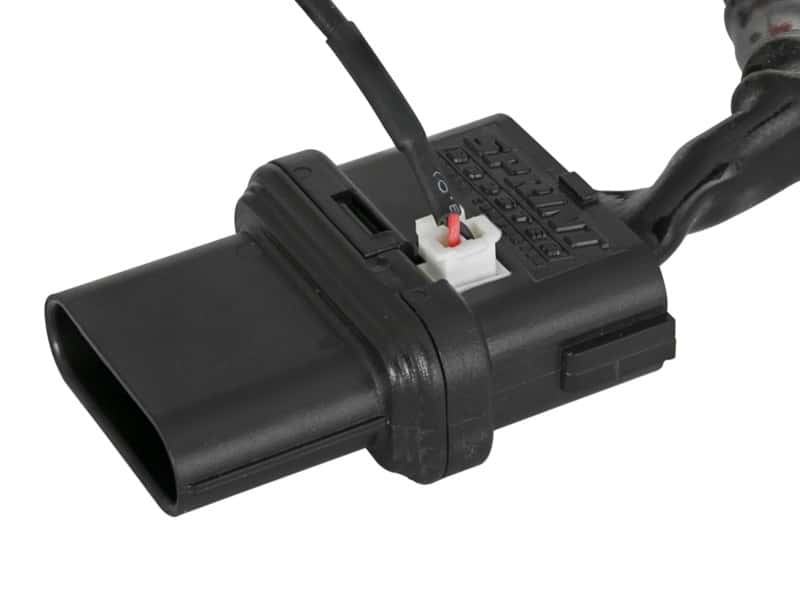 aFe — aFe 16-23 Audi A4/A5 / 21-23 Audi A5 Quattro/A6 L4 2.0L (t) Sprint Booster V3 Power Converter
Sprint Booster - view 4