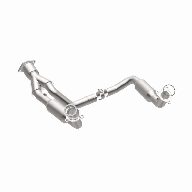 Magnaflow — MagnaFlow Conv Direct Fit 07-09 Chevy Trailblazer SS 6.0L V8
California - view 23