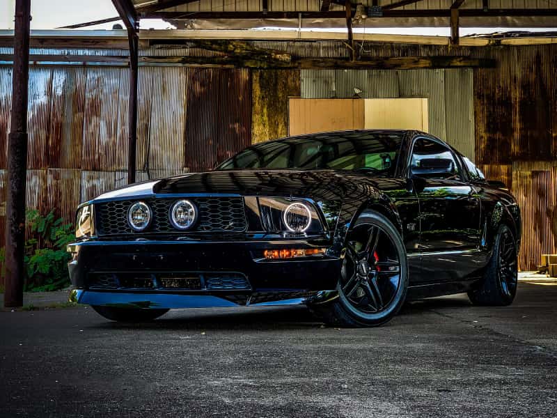 Raxiom — Raxiom 05-09 Ford Mustang GT V6 Axial Series CCFL Halo Projector Headlight- Blk Housing (Smkd Lens)
Headlights - view 11