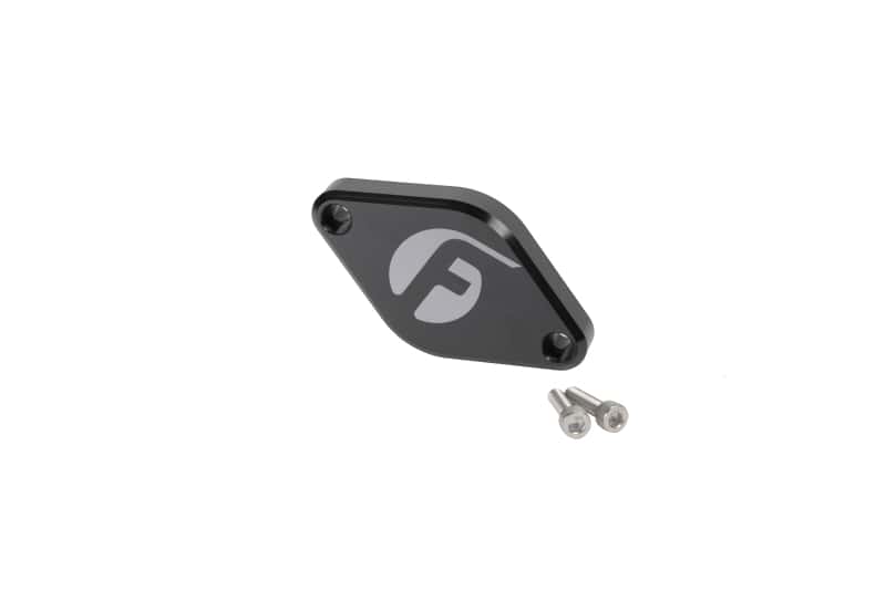 Fleece Performance — Fleece Performance 11-16 6.6L GM Duramax Resonator Delete Plate
Intake Man Adptr Plt - view 2