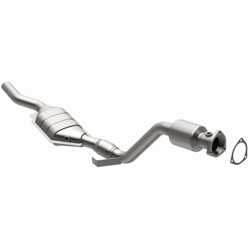 Magnaflow — MagnaFlow Conv DF 03 Volkswagen Passat 2.8L
California - view 30