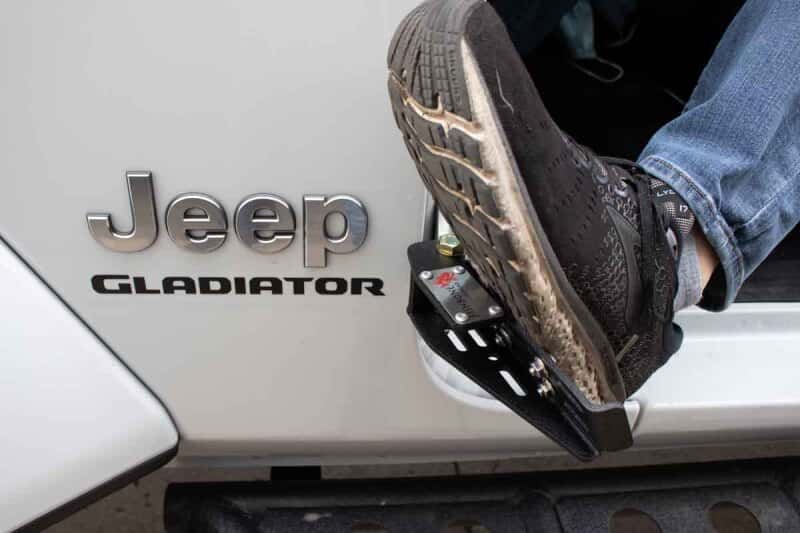 Fishbone Offroad — Fishbone Offroad 2007+ Jeep Wrangler/Gladiator Steel - Black Foot Peg Set - view 8
