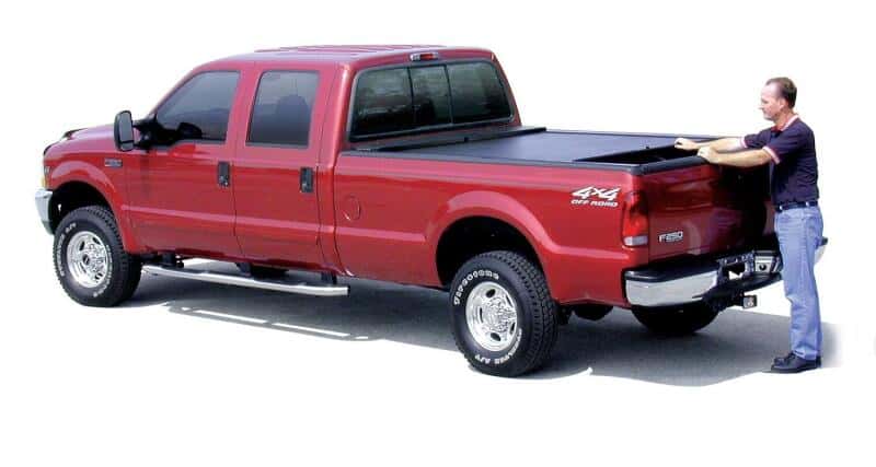 Roll-N-Lock — Roll-N-Lock 99-07 Ford F-250/F-350 Super Duty SB 80-3/4in M-Series Retractable Tonneau Cover
Retractable Cover - view 5