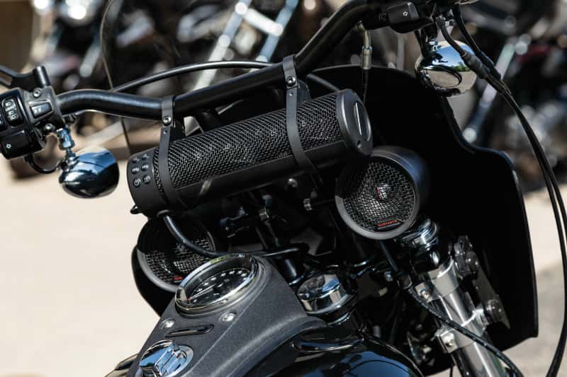 Kuryakyn — Kuryakyn Road Thunder Speaker Pods Bluetooth Audio Controller Black - view 2
