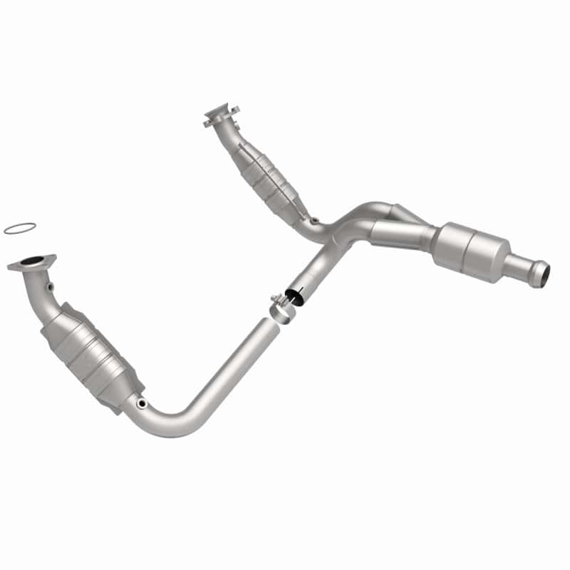 Magnaflow — MagnaFlow Conv Direct Fit 10-13 GMC Sierra 1500 V6 4.3L
California - view 13