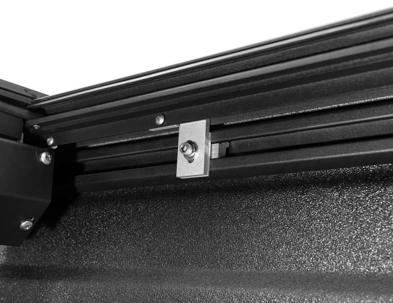 Roll-N-Lock — Roll-N-Lock 2020 Jeep Gladiator 5ft bed M-Series Retractable Tonneau Cover
Retractable Cover - view 20
