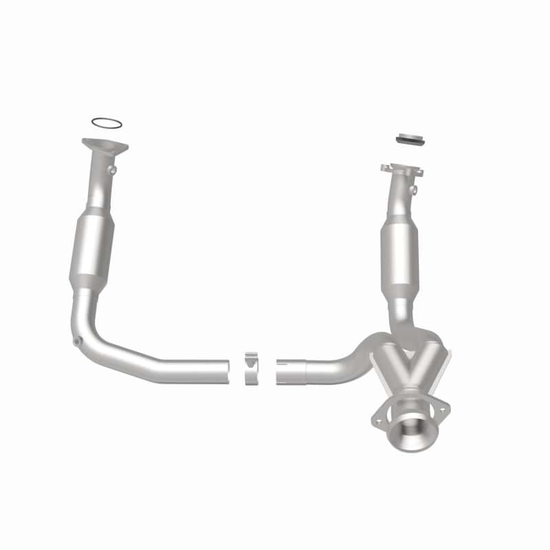Magnaflow — MagnaFlow Conv DF 2007-2008 Cadillac Escalade 6.2L
California - view 16