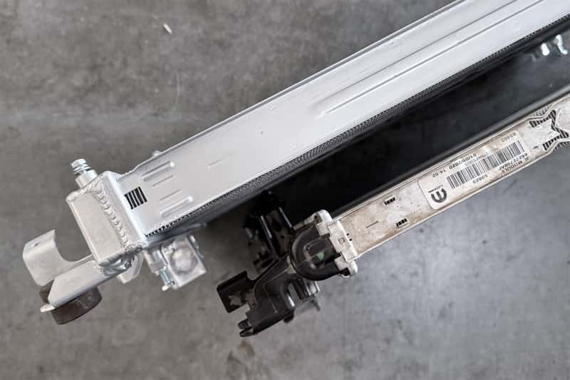 CSF — CSF 18-24 Jeep Wrangler 3.6L V6 Heavy Duty 2-Row Radiator
CSF Radiator - view 11