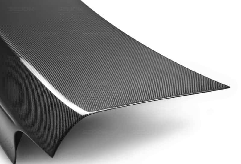 Seibon — Seibon 98-01 Subaru Impreza OEM-style Carbon Fiber Trunk Lid - view 3