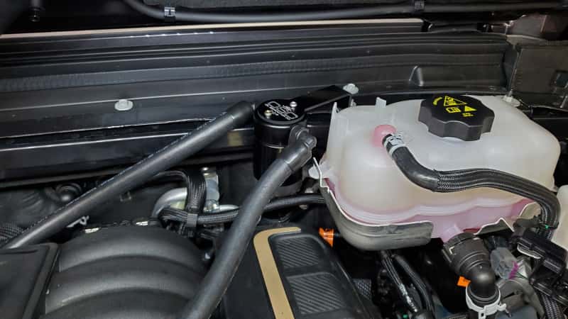 J&L — J&L 2021-2025 Jeep Wrangler 392 Oil Separator 3.0 Passenger Side - Black Anodized
Oil Separator - view 2