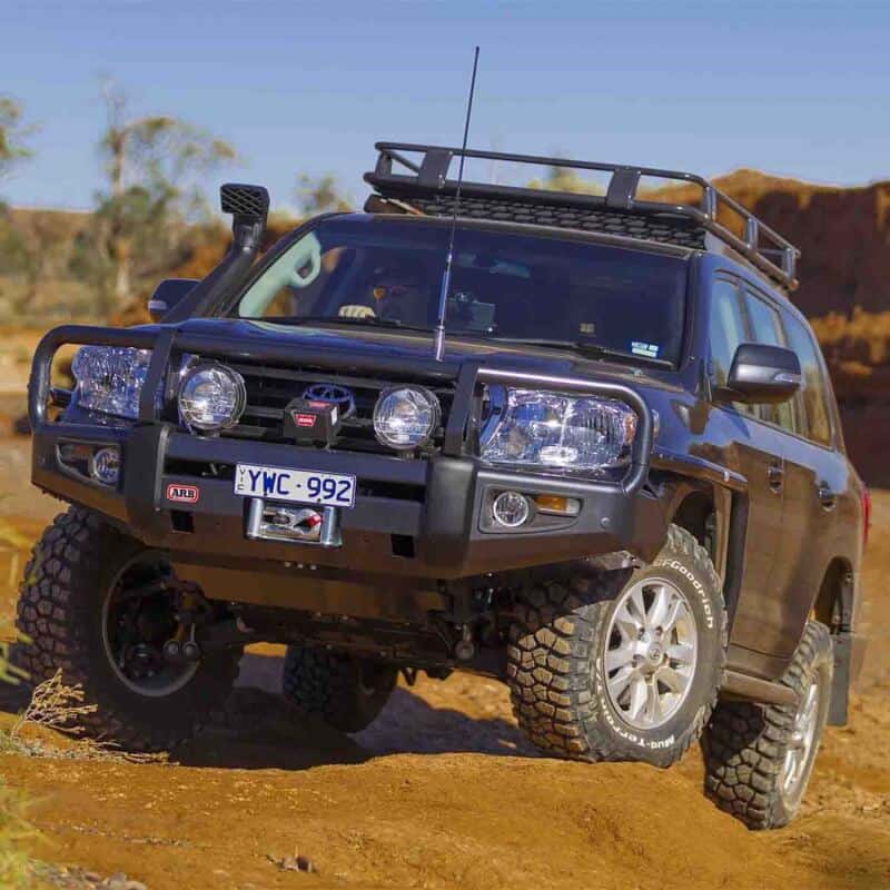 ARB — ARB Bumper/Fitting Kit Bundle 3415150
Winch Bumper - view 2