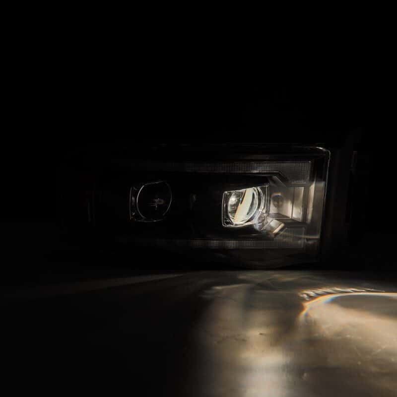 AlphaRex — AlphaRex 02-05 Dodge Ram 1500 PRO-Series Projector Headlights Plank Style Chrome w/Seq Signal
Projector Headlights - view 3
