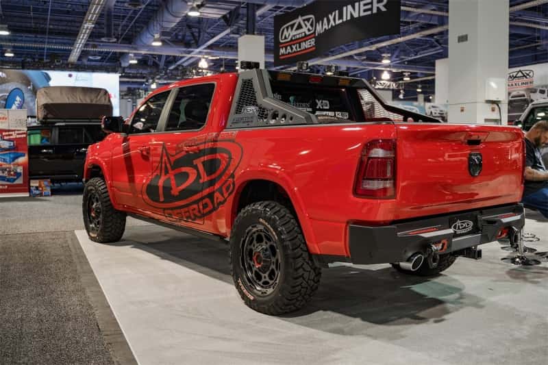 Addictive Desert Designs — Addictive Desert Designs 17-18 Ford F-150 Raptor HoneyBadger Chase Rack
TrkCabProt/HeadRk
Chase Rack - view 10