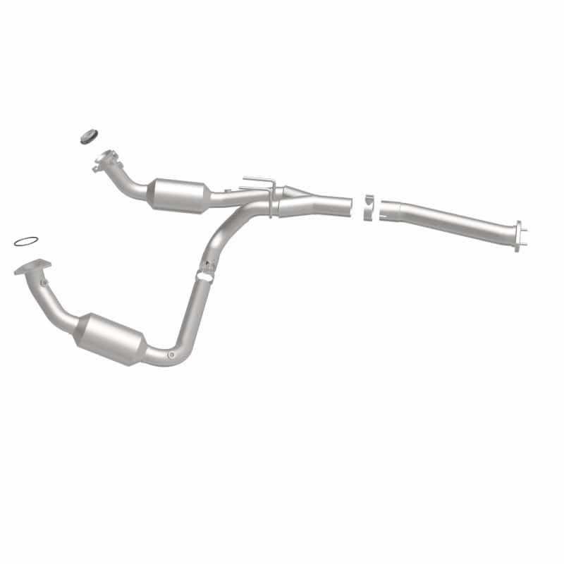 Magnaflow — Magnaflow 04-05 Chevrolet Express 1500 5.3L Direct Fit Converter
California - view 12