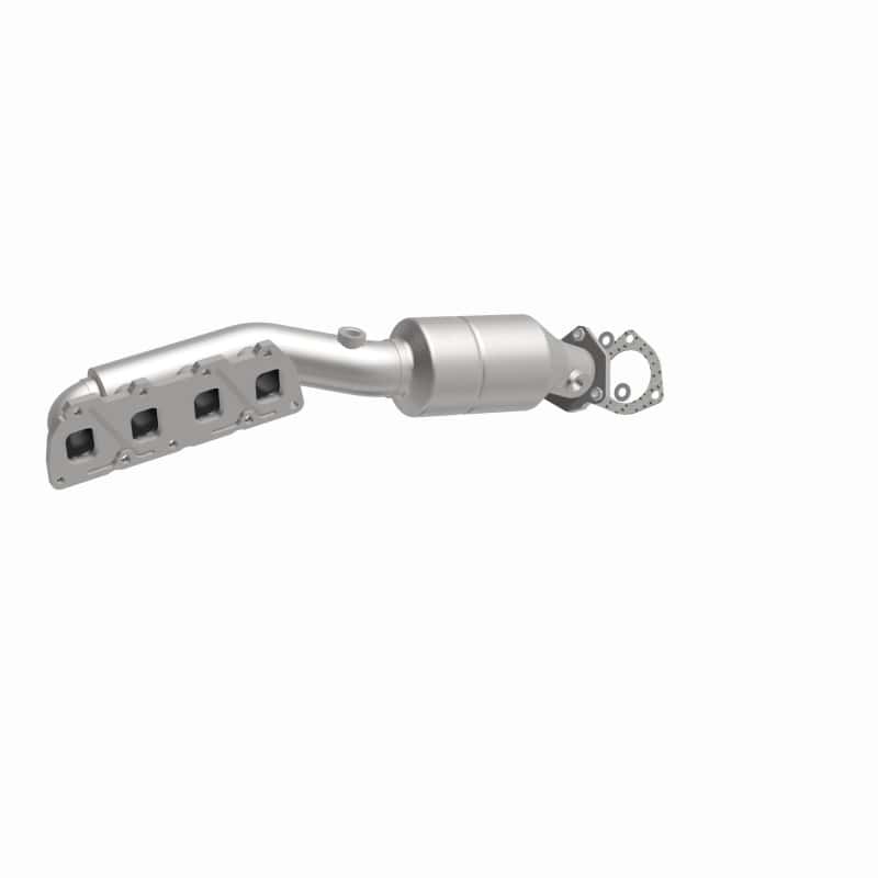 Magnaflow — Magnaflow Conv DF 02-04 Volkswagen Passat 4.0L
California - view 9