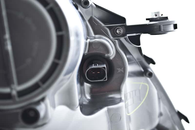 Hella — Hella 2008-2011 Mercedes-Benz ML320 Headlight Assembly - view 8