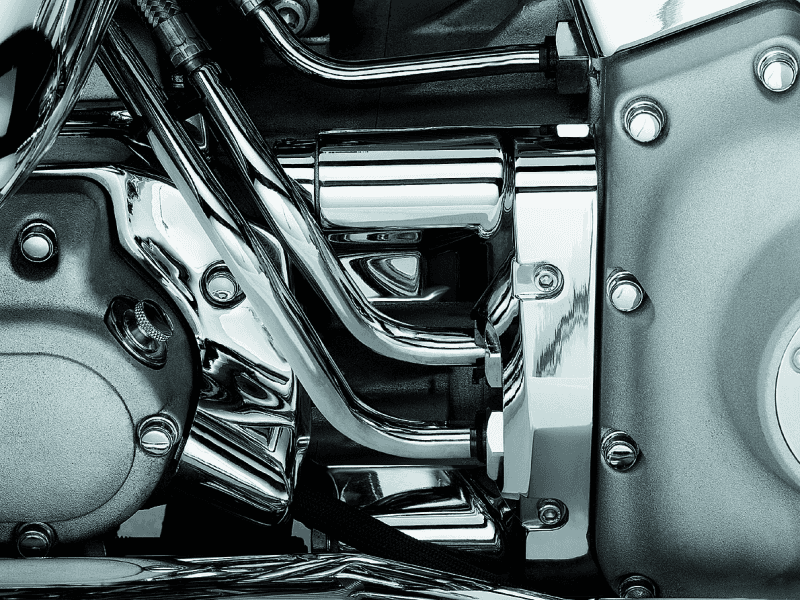 Kuryakyn — Kuryakyn Deluxe Oil Line Nacelle Cover 00-06 Softail Models Chrome - view 2