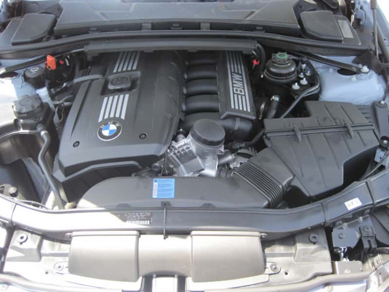 K&N Engineering — K&N 06 BMW 325 3.0L-L6 Drop In Air Filter
Replacement Air Filt
Air Filter - view 3