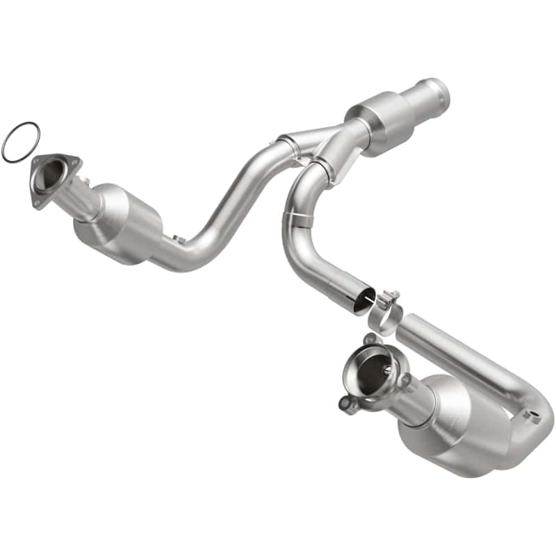 Magnaflow — Magnaflow 15-16 Cadillac Escalade 6.2L Direct Fit Converter
California - view 1