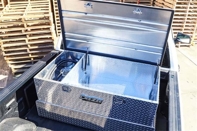 Dee Zee — Dee Zee Universal Tanks - Combo Brite-Tread Aluminum (75 Gal)
ToolBxLqdTrsfTnk - view 3