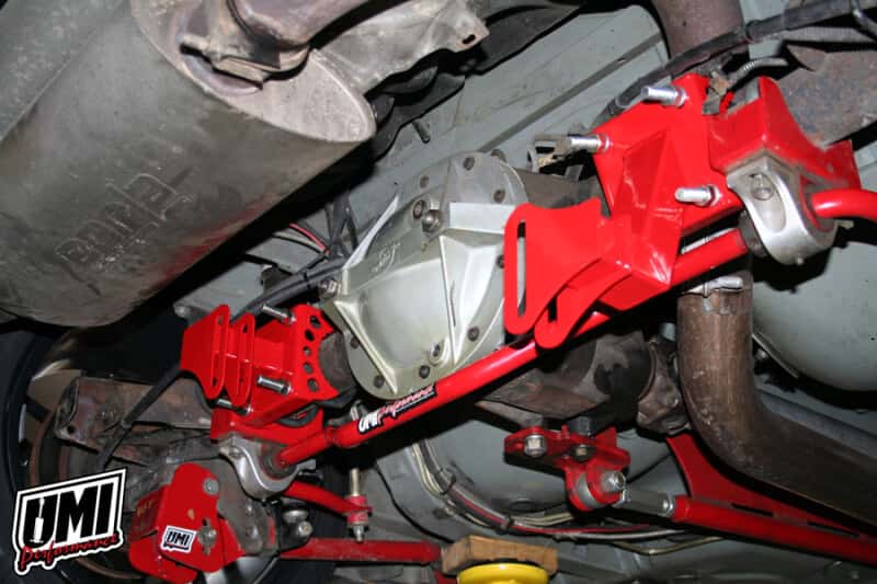 UMI Performance — UMI Performance 82-02 GM F-Body Fabricated Watts Link Factory Rear End
Watts Link - view 5