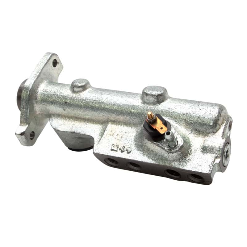 DFC — DFC 72-83 Renault R15 Brake Master Cylinder
DFC Brake Master Cyl - view 5