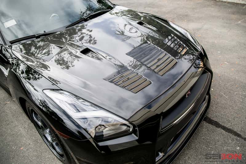 Seibon — Seibon 09-12 Nissan GTR R35 GTII-Style Carbon Fiber Hood - view 24