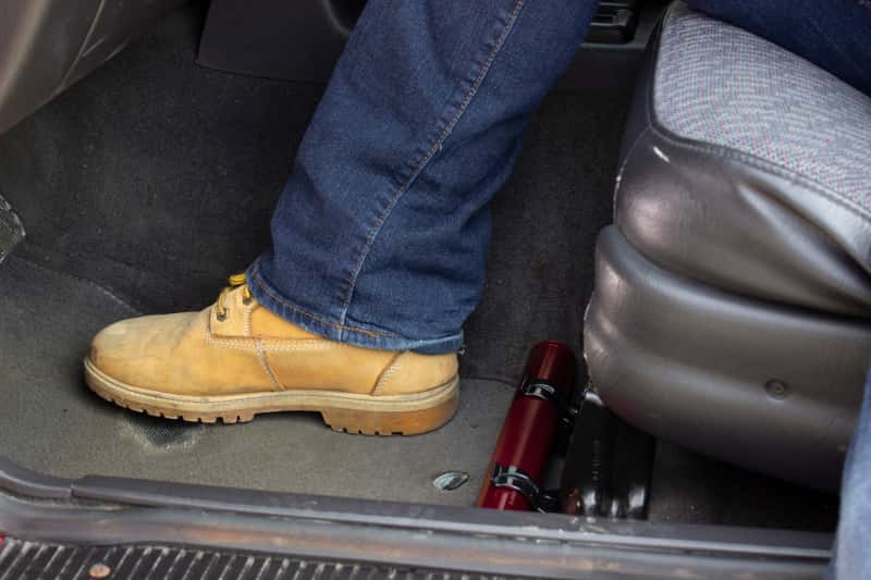 Fishbone Offroad — Fishbone Offroad Jeep XJ Front Seat Flashlight Mount - view 6