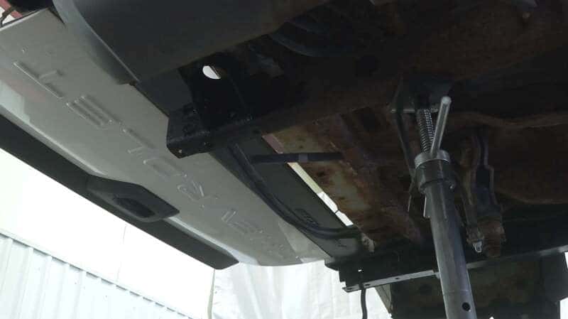 RustBuster — Rust Buster Avalanche/Suburban/Yukon Rear Body Frame Mount - view 12