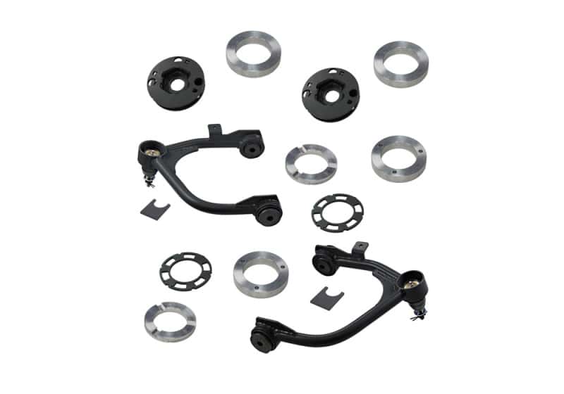 Superlift — Superlift 21-22 Chevy Tahoe/1500 Suburban 4WD 3in Lift Kit w/Upper Controls Arms - view 2