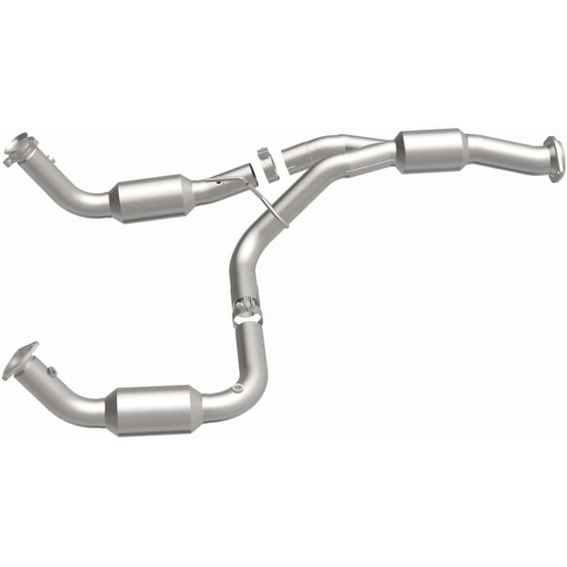 Magnaflow — Magnaflow 12-14 Chevrolet Silverado 2500 HD 6.0L Direct Fit Converter
California - view 32
