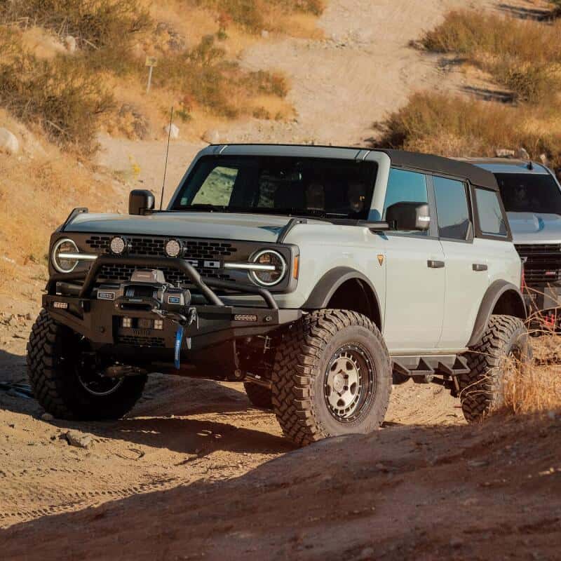 Westin — Westin 21-23 Bronco (Excl. Sport) XTS Round Bull Bar - Tex. Blk
Bull Bar - view 4