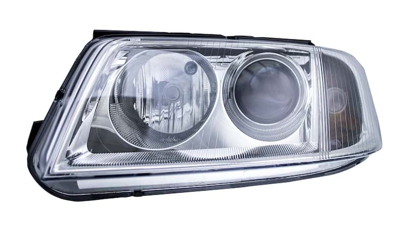 Hella — Hella 2001-2005 Volkswagen Passat Halogen Headlight Assembly - view 5