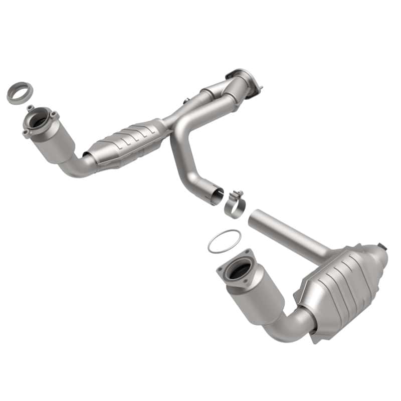 Magnaflow — MagnaFlow Conv DF Chevy/GMC Avalanche/Sierra/Silverado/Suburban/Yukon XL 1500 / Tahoe/Yukon 5.3L
California - view 1