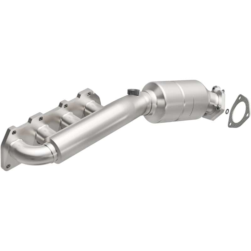 Magnaflow — Magnaflow Conv DF 02-04 Volkswagen Passat 4.0L
California - view 2
