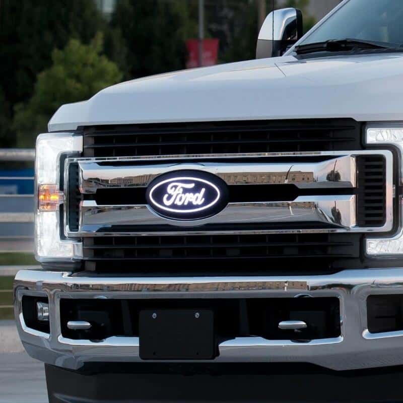 Putco — Putco 17-20 Ford SuperDuty Front Luminix Ford LED Emblem - w/o Camera CutOut
LED Badge 11-26 F250
Emblem - view 5