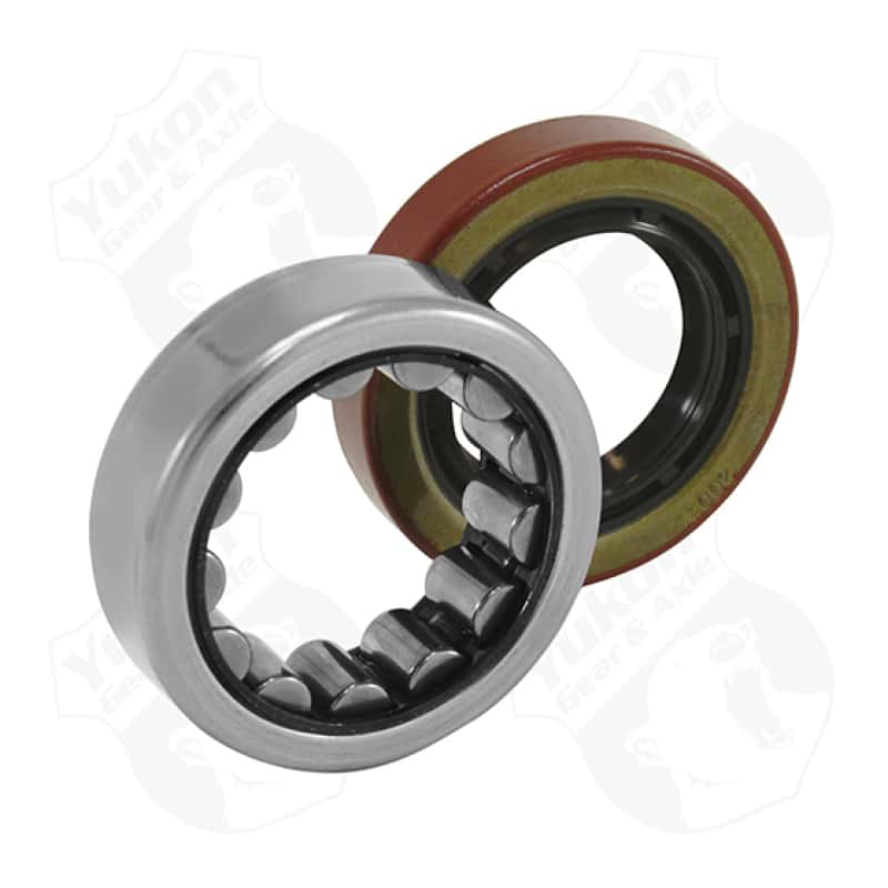 Yukon Gear & Axle — Yukon Gear R1563TAV Axle Bearing and Seal Kit / Torringtonbrand / 2.250in OD / 1.400in ID
Axle bearing & seal 
Axle bearing/seal - view 2