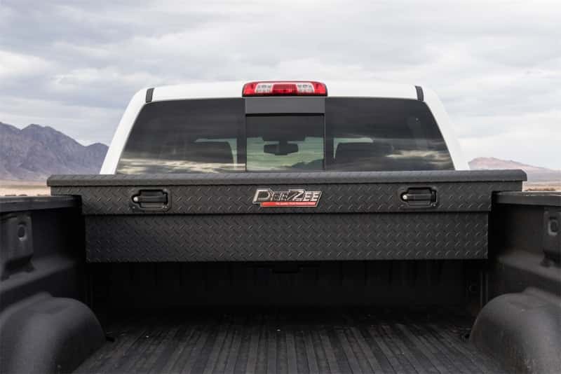 Dee Zee — Dee Zee Universal Tool Box - Red Crossover - Single Lid Black BT Pull Handle (Low/Txt Blk)
ToolBxTrkBedRTR - view 6