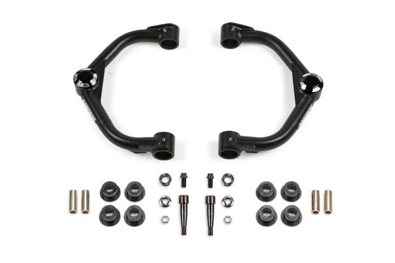 Fabtech — Fabtech 2020 GM 2500HD/3500HD 4WD 6in Lift System - Uniball UCA Kit
Control Arm Kit - view 1